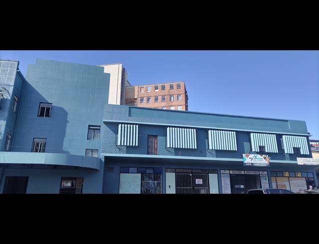 1,802M² BUILDING FOR SALE IN SONHEUWEL